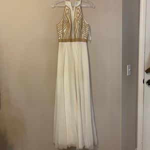 Grad/prom dress